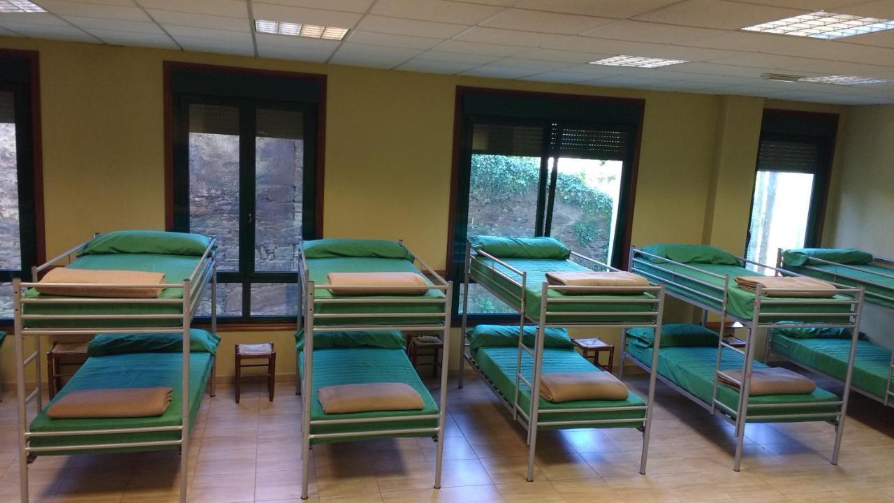 Albergue Los Caminantes 2 Arzua Bagian luar foto